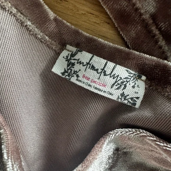 Free People soft Velvet crop top & Wide Leg pants Set Small - Picture 6 of 6